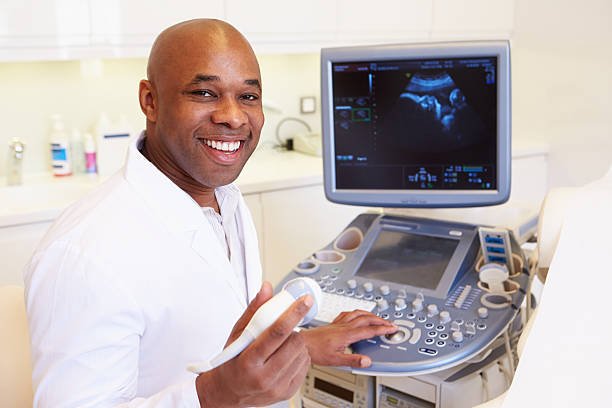 How much do ultrasound techs make in 2025 ' ultrasound tech salary, ultrasound technician salary, sonographer salary, ultrasound technologist salary, diagnostic medical sonographer salary"