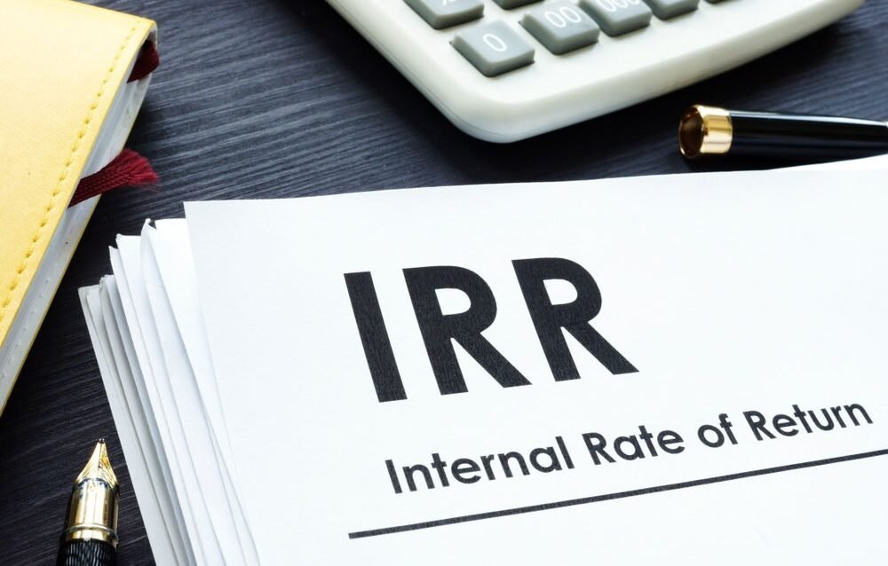 Tasa Interna de Rentabilidad (TIR) " Cálculo de la TIR; TIR frente a VAN; cómo calcular la TIR; fórmula de Excel para la TIR; interpretación de la TIR; ejemplo de TIR; TIRM; TIRX; técnicas de presupuestación de capital; modelización financiera de la TIR.