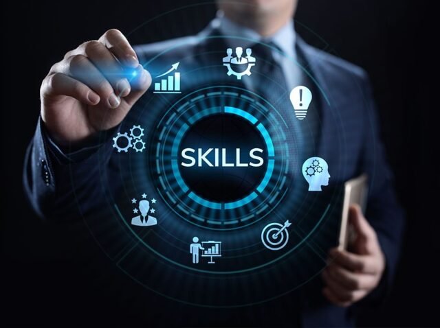 what are technology skills 2025? "Compétences numériques incontournables en 2025"