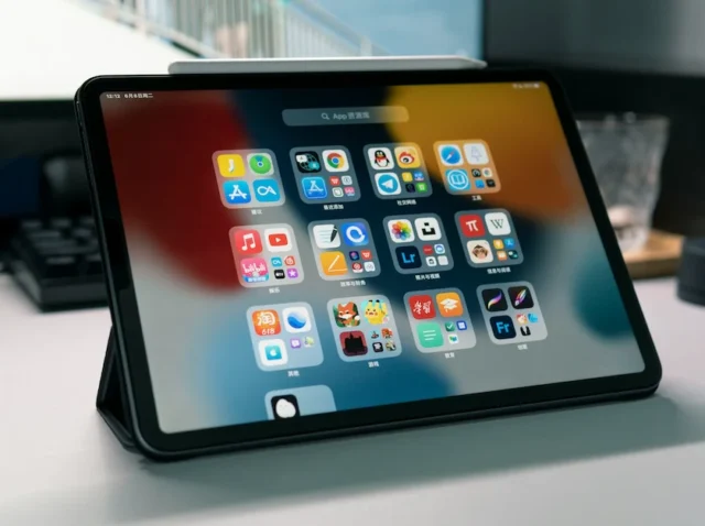 white dots on ipad screen solve 2025 - step-by-step guide screenshots