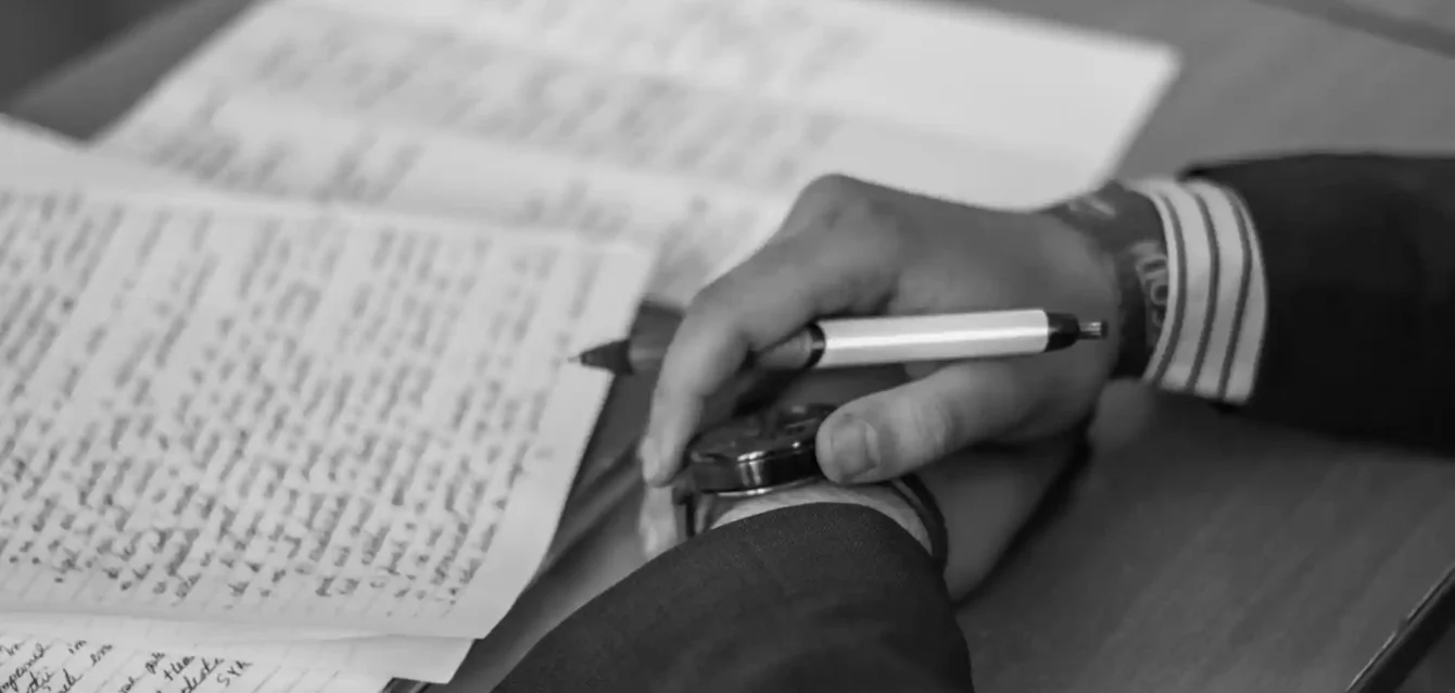 Comment les détecteurs de plagiat par IA peuvent protéger les contenus des administrations et des entreprises