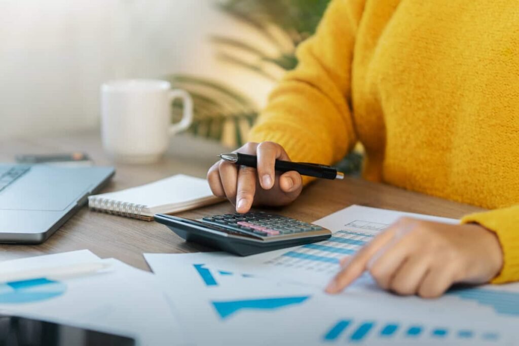 YoY calculation spreadsheet showing step-by-step formula application for business revenue analysis
