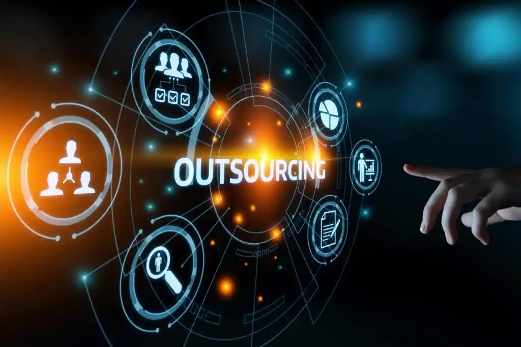 Outsourcing IT Infrastructure: Cost Savings, Security & Scalability 2 Step-by-step process for selecting IT infrastructure outsourcing provider