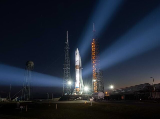 New Glenn Launch: Blue Origin's New Glenn rocket on Launch Complex 36 at Cape Canaveral preparing for NG-2 mission launch