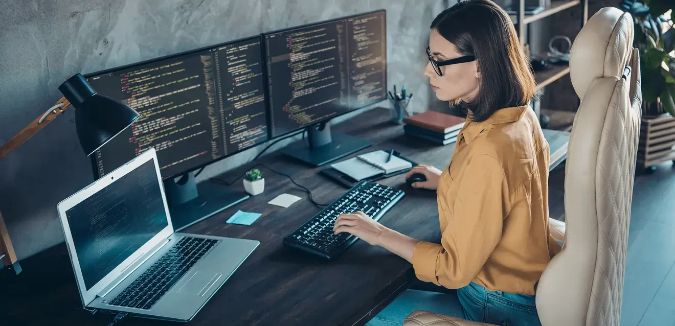 Women in Technology Leadership: From Corporate Boardrooms to Digital Governance