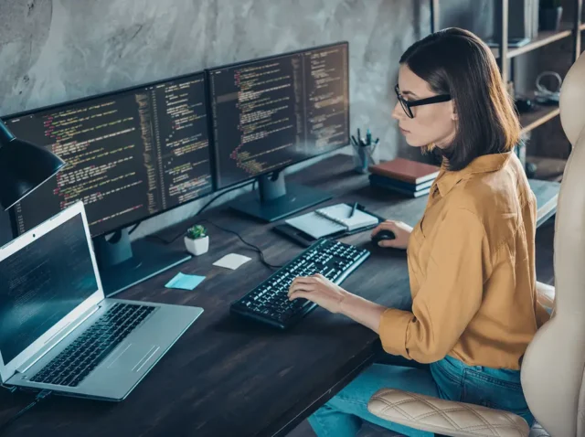 Women in Technology Leadership: From Corporate Boardrooms to Digital Governance