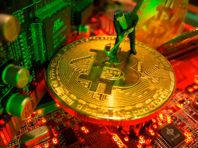 bitcoin-mining-statistics Bitcoin mining statistics 2026 — hashrate, pool market share, ASIC efficiency, and BMEI™ composite score chart by Axis Intelligence Research Bitcoin mining hashrate correction from 1,280 EH/s ATH to 866 EH/s in 2026 — Foundry USA pool dominance and cost to mine one bitcoin data