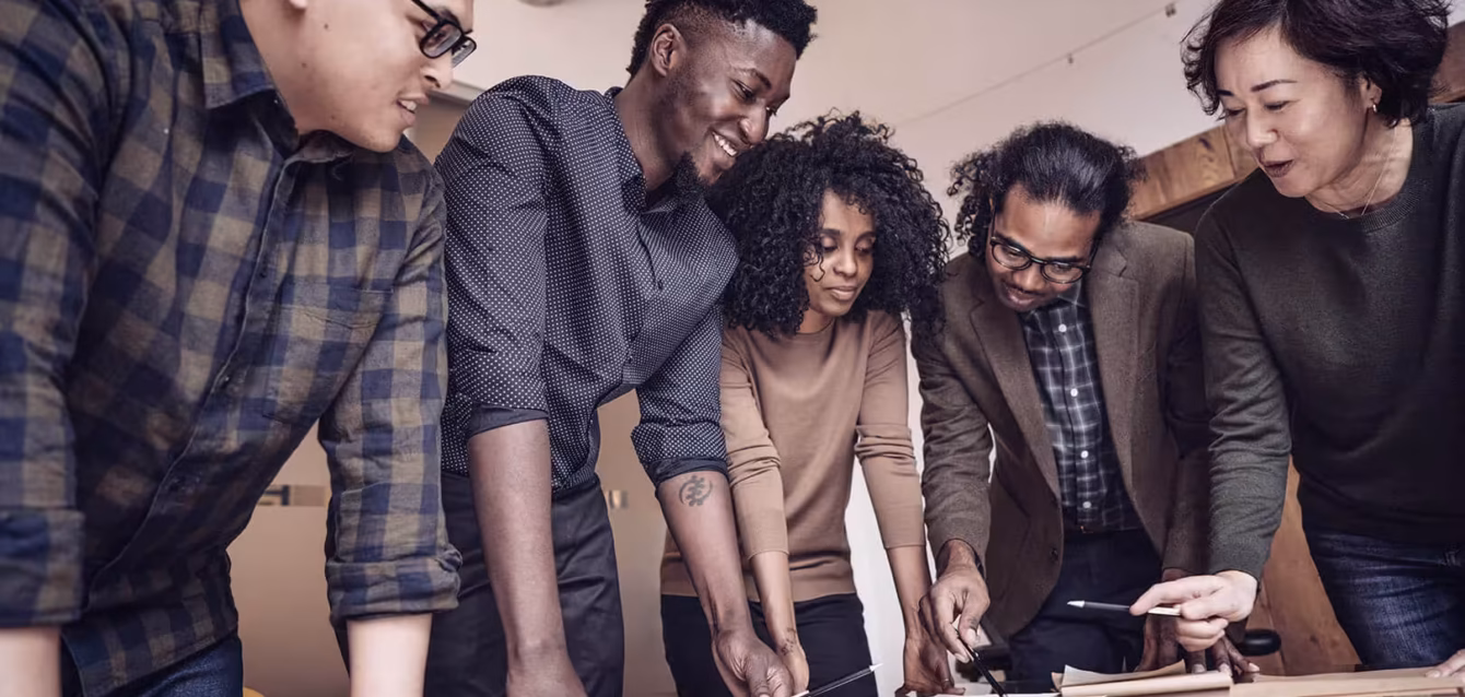 Minority-owned business statistics 2026 chart showing 22.6 percent share of US employer firms, US Census Bureau Minority-owned business loan approval rates by owner race at large banks, 2025 survey year, Federal Reserve Banks
