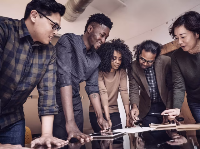 minority-owned-business-statistics Minority-owned business statistics 2026 chart showing 22.6 percent share of US employer firms, US Census Bureau Minority-owned business loan approval rates by owner race at large banks, 2025 survey year, Federal Reserve Banks