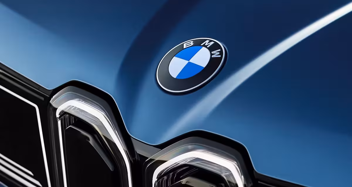 bmw-ev-sales-statistics BMW EV sales statistics 2026 chart showing 116,807 BMW Group battery-electric deliveries in Q2 2026 split by sales region BMW electric vehicle sales by region Q2 2026, with Europe at 81,445 units and a BEV Geographic Concentration Index reading of 69.7