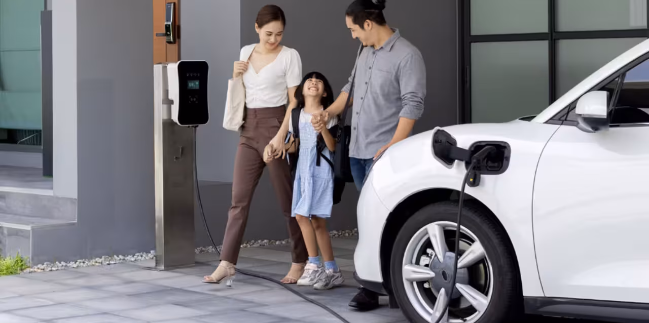 ev-sales-by-brand EV sales by brand 2026 bar chart comparing BYD and Tesla battery-electric sales in H1 2026 EV Automaker Momentum Index ranking of top electric car makers by sales, growth and BEV share