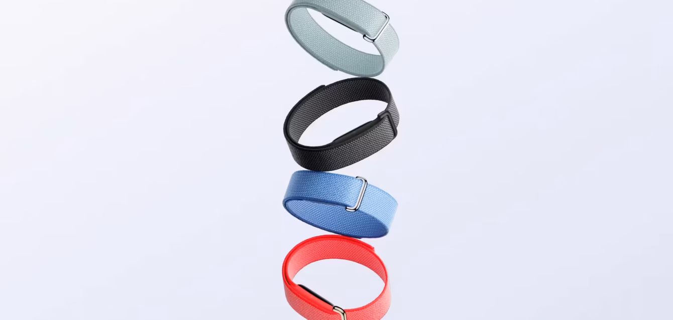 fitbit-statistics Fitbit statistics 2026 chart showing the Wearable Platform Absorption Index reading of 77.5 by Axis Intelligence Research Timeline of Fitbit feature retirements from the 2021 Google acquisition to the May 2026 Google Health app transition
