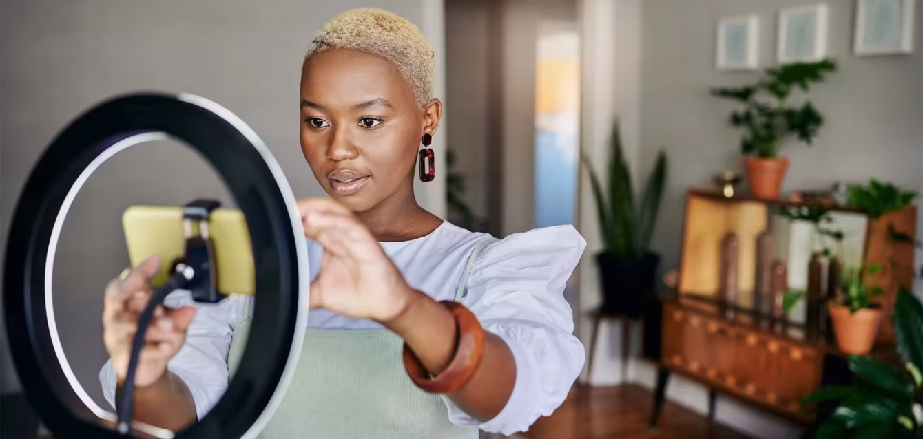 influencer-commerce-statistics Influencer commerce statistics 2026 chart showing creator commission rates from 0 to 10 percent by product category Creator commerce yield per 100 dollars of attributed sales across Amazon Associates categories and TikTok Shop