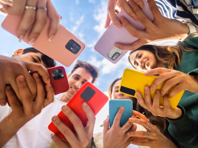 smartphone-market-share-by-country Smartphone market share by country 2026 — leading brand in 10 markets Map of Apple, Samsung and vivo leadership in smartphone market share by country, August 2026