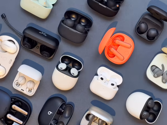 wireless-earbuds-statistics Wireless earbuds statistics 2026 chart of global TWS shipments and market share Open-ear vs in-ear wireless earbuds shipments 2026, Axis Open-Ear Replacement Ratio
