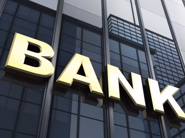 bank-layoffs Bar chart of 2026 bank layoffs linked to AI, showing Citigroup 20,000, Standard Chartered 7,840, ABN AMRO 5,200 and Barclays 5,000 roles, coloured by attribution tier, Wells Fargo headcount falling from 210,821 to 194,369 between September 2025 and September 2026, Axis Intelligence Research