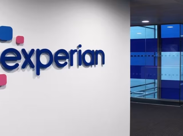 experian-statistics Experian statistics 2026 showing .4 billion revenue, 215 million free members and a 0.44% CFPB complaint relief rate in 2025, Experian vs Equifax vs TransUnion CFPB complaint relief rate by quarter 2025 to 2026, Bureau Dispute Relief Rate chart