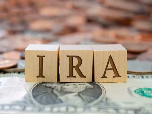 ira-statistics IRA statistics 2026 chart showing .9 trillion in US IRA assets versus .0 trillion in DC plans, IRA Gravity Ratio 1.33 Share of US IRA-owning households contributing versus dormant in 2024, with 2026 IRA contribution limit of ,500